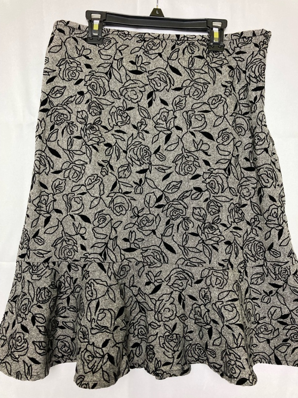 LOFT Ann Taylor Gray Knit Floral Midi Skirt with Flounce Hem